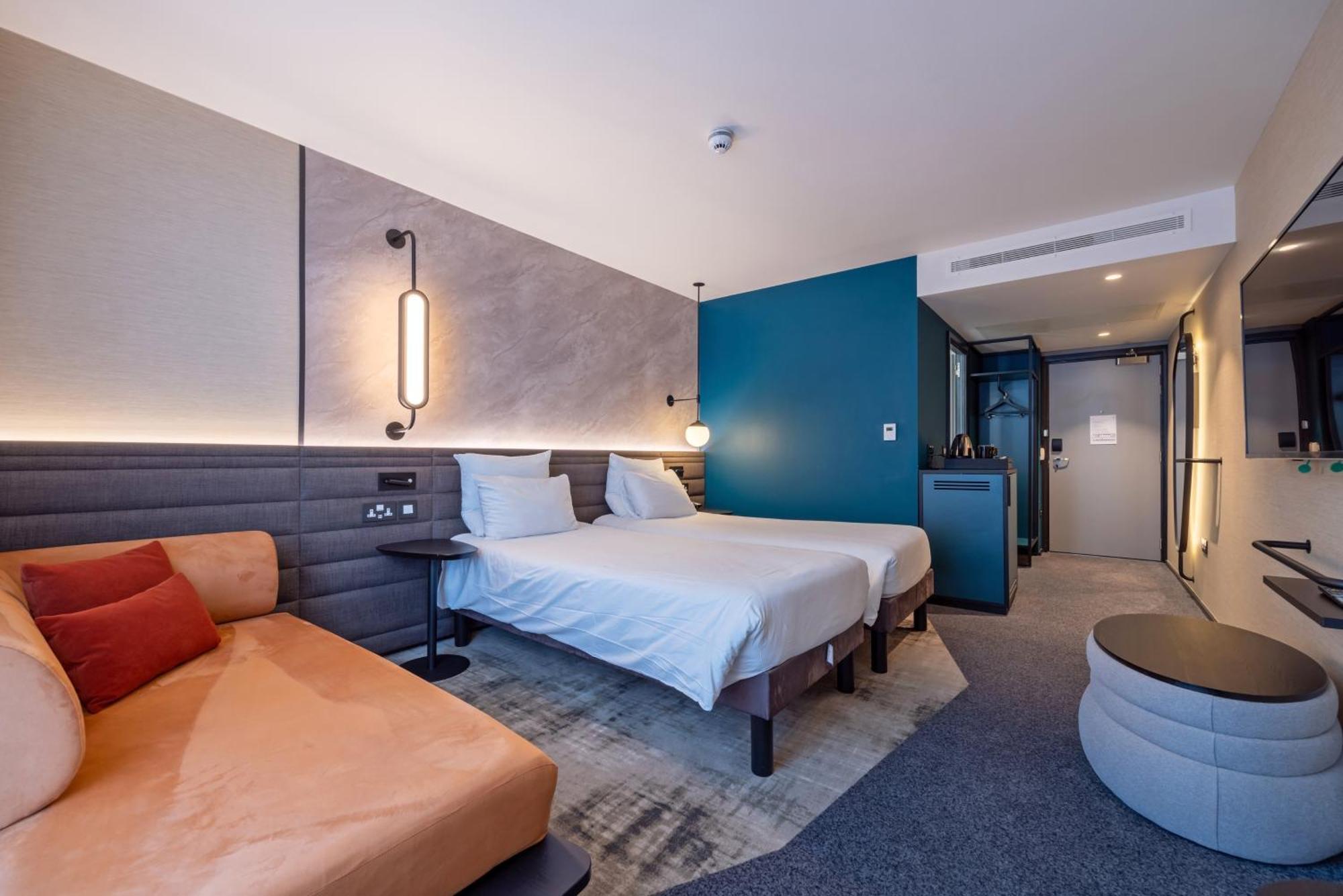 Novotel Liverpool Paddington Village Bagian luar foto