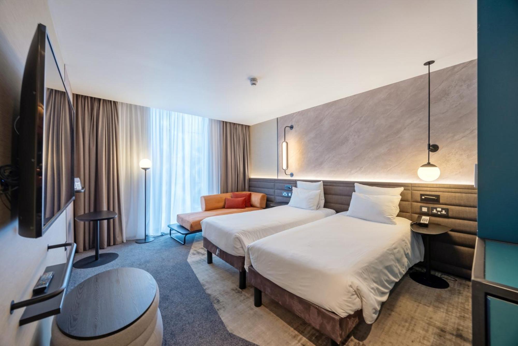 Novotel Liverpool Paddington Village Bagian luar foto